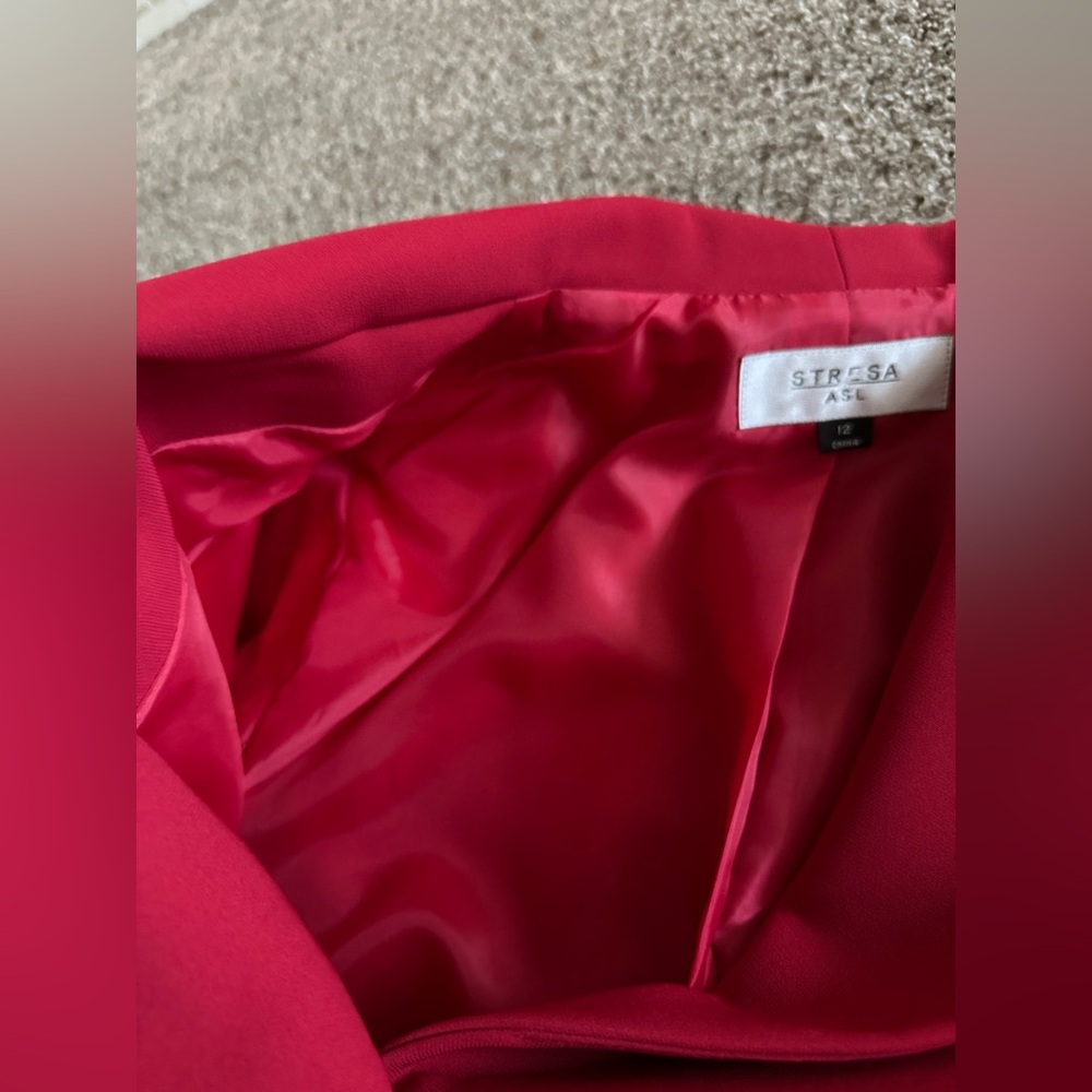 Red skirt & blazer jacket set lined shoulder pads ruffles collar size 12 - Picture 16 of 16